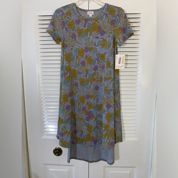 LuLaRoe Dresses & Skirts - LuLaRoe Carly Rose print dress